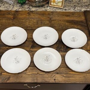 White/Grey Floral Tea Plates- Set of 6